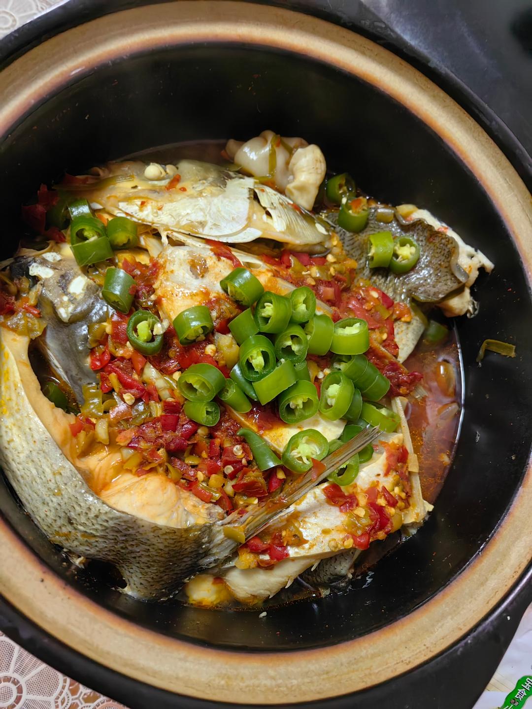 鲈鱼煲