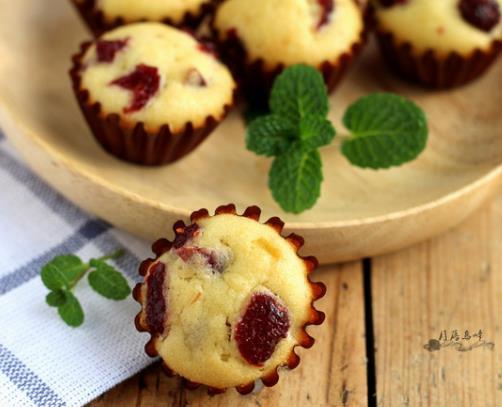 超级简单的马芬蛋糕的做法