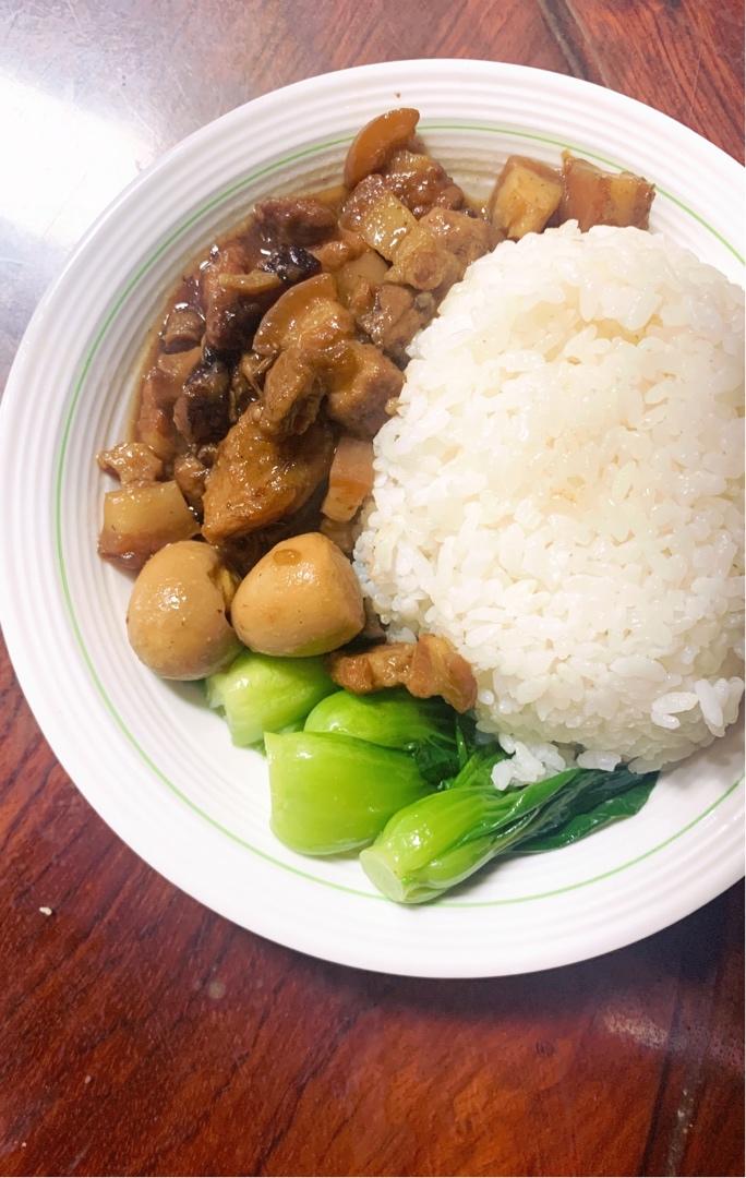 好吃到停不下来的卤肉饭