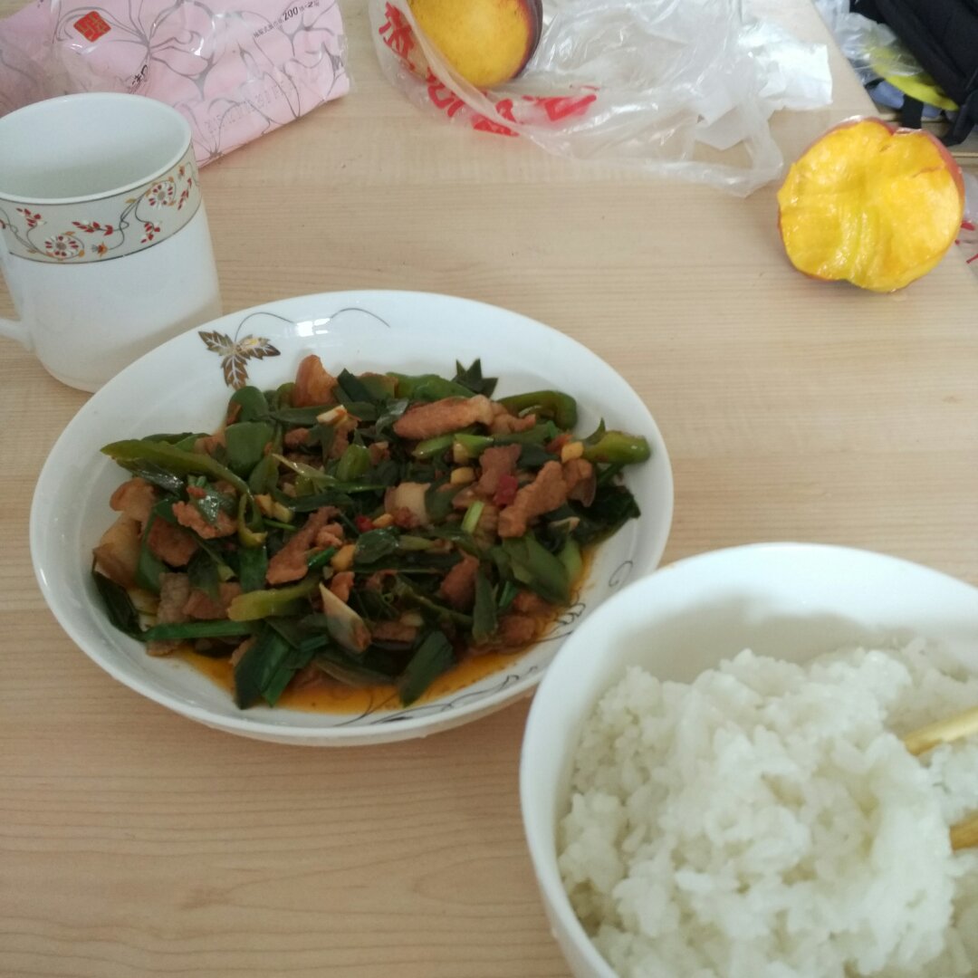 蒜苗炒肉的诱惑