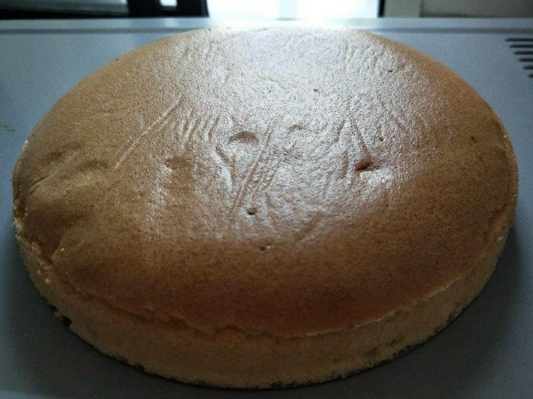 烤箱做蛋糕（戚风蛋糕的做法）