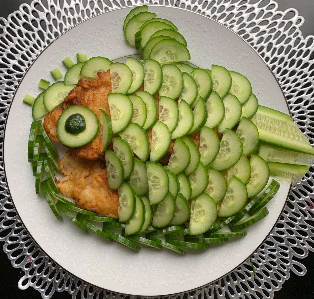 黄瓜摆盘—年年有余