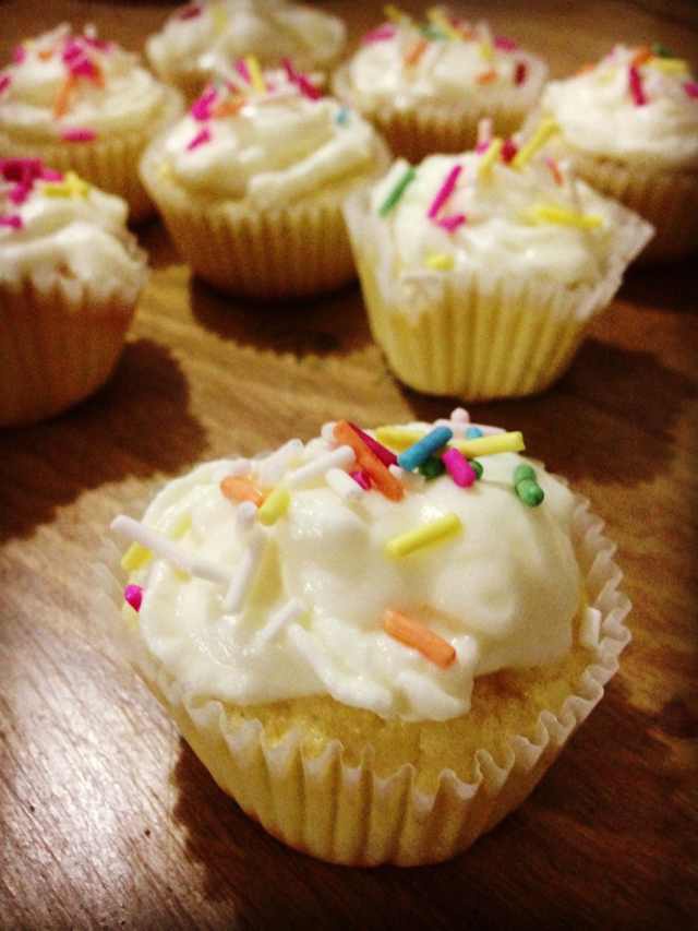 清新莓果奶油cupcake