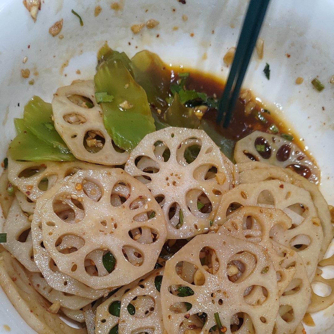 凉拌莴笋莲藕
