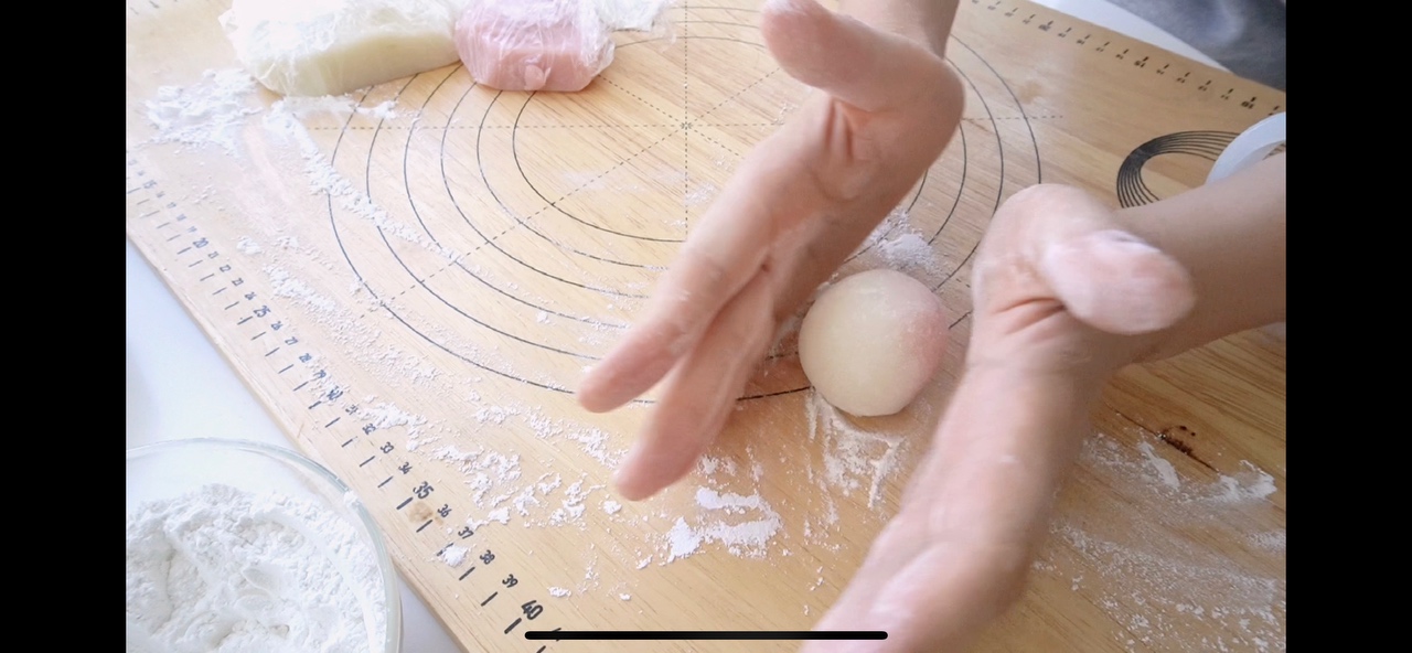 猫山王榴莲冰皮月饼，真正的纯榴莲馅的做法 步骤22