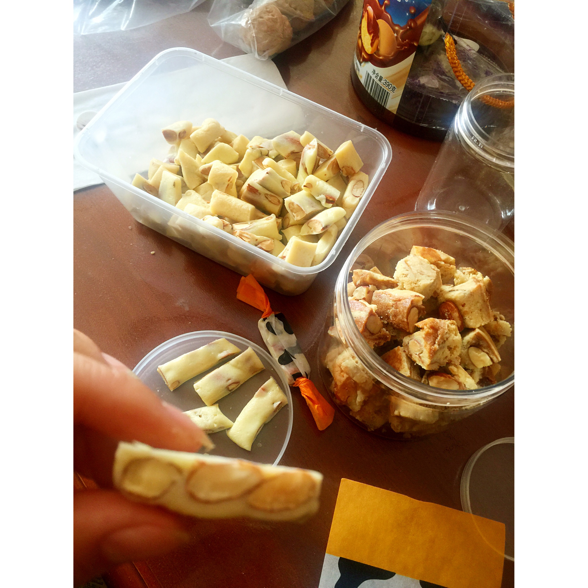 多味花生牛轧糖