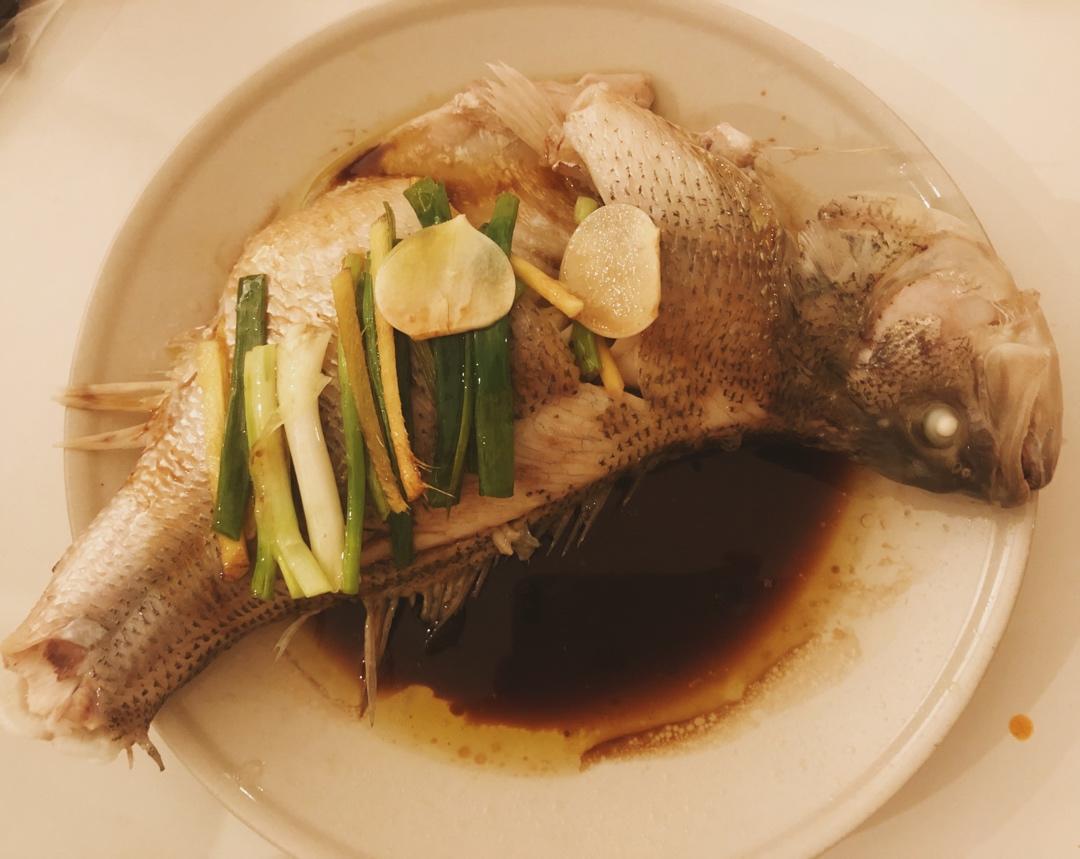 清蒸鲈鱼