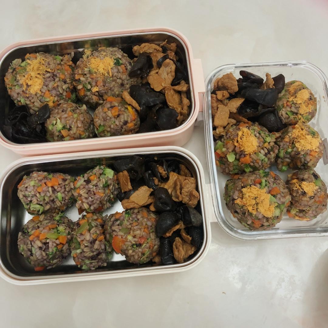 蔬菜杂粮饭团🍙