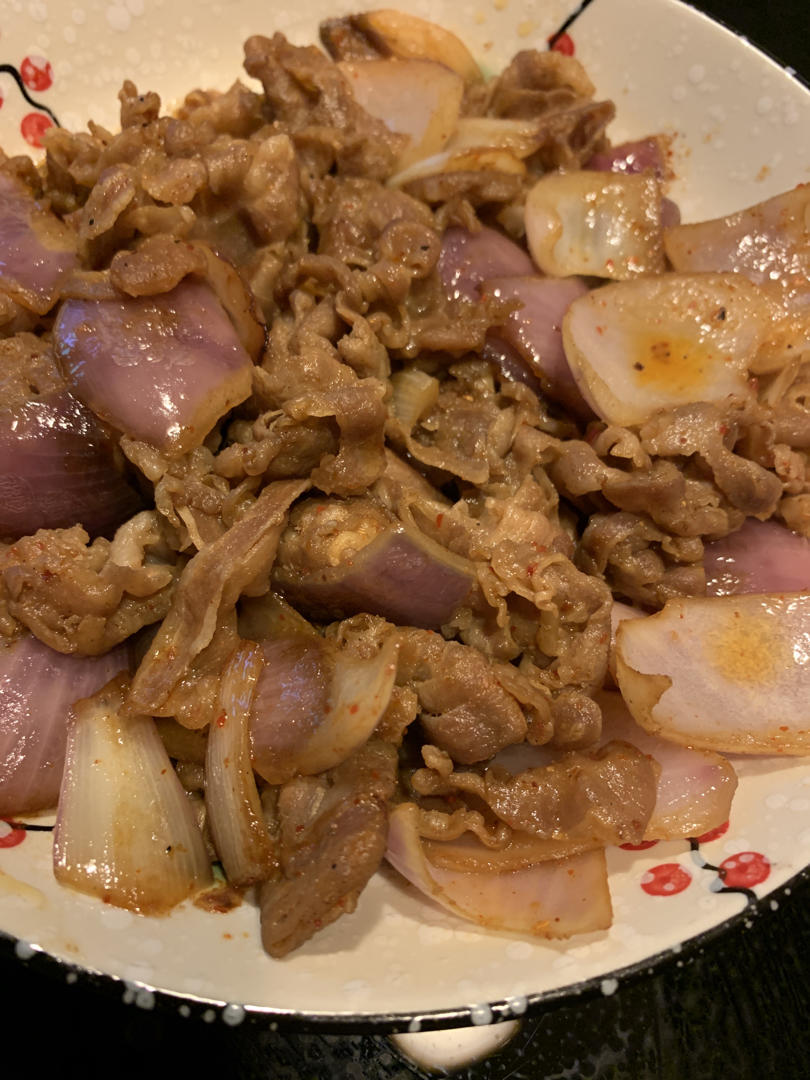 烟火味十足的葱爆羊肉|马克西姆不粘锅