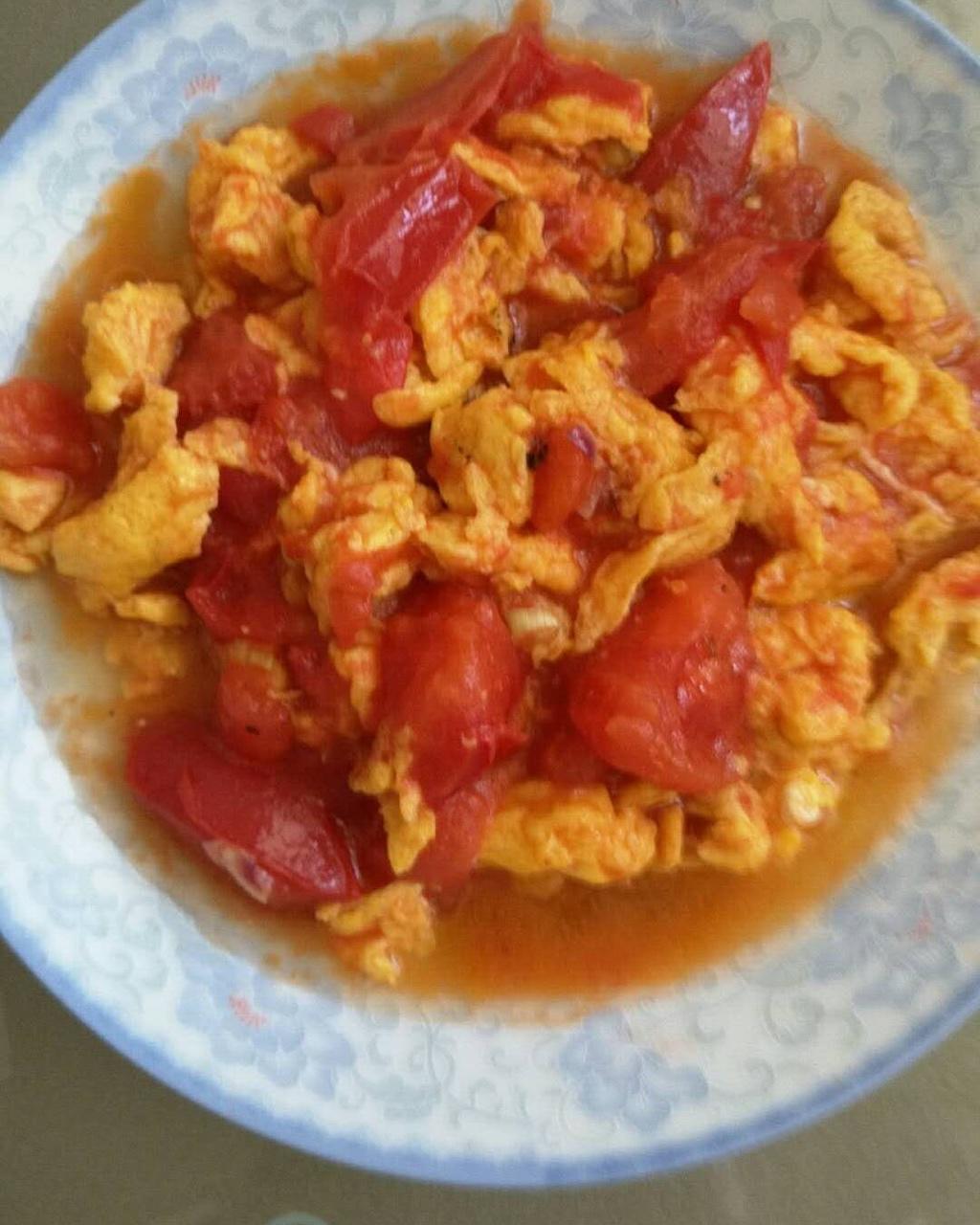 王小事儿597做的西红柿炒鸡蛋