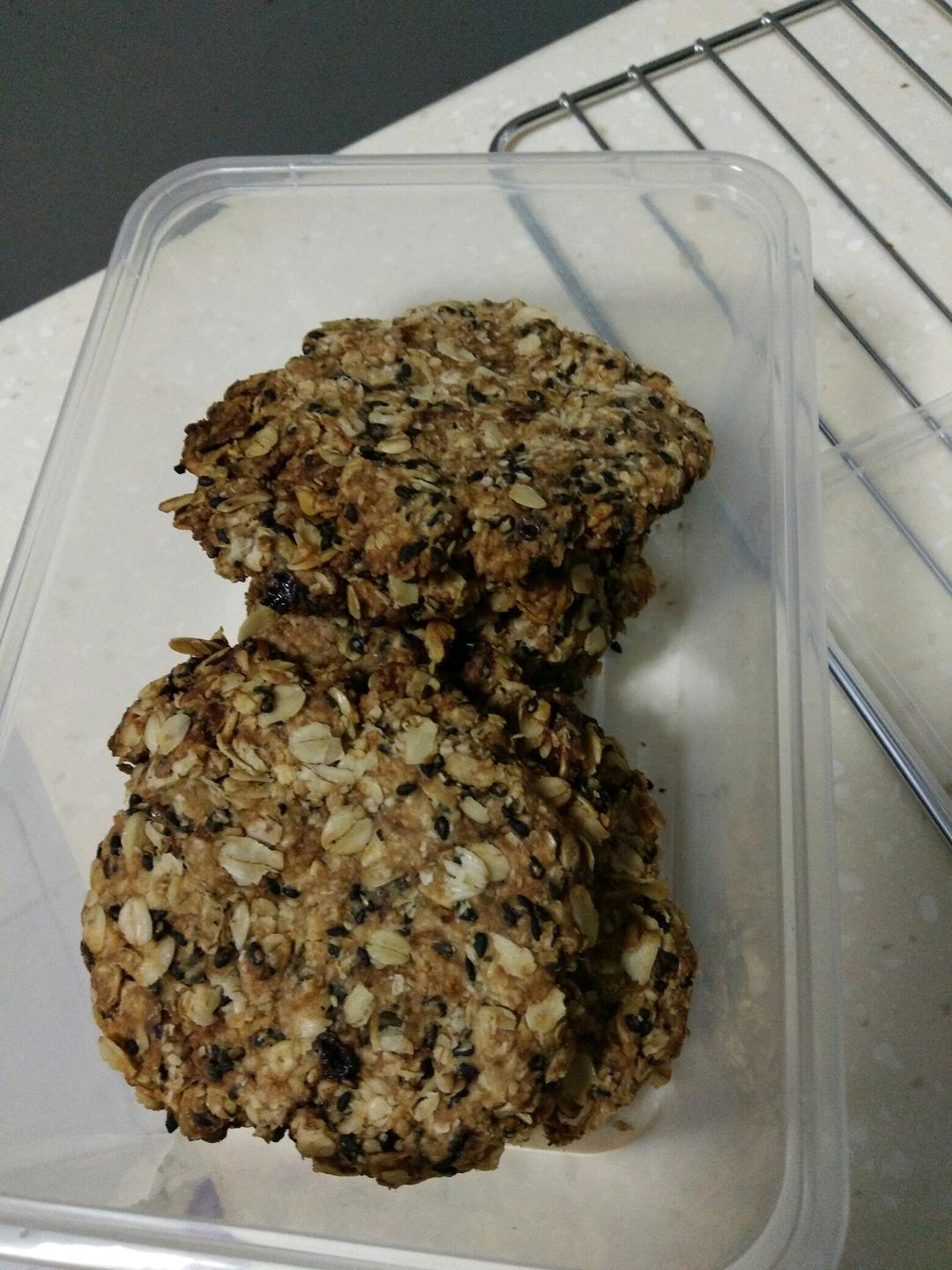 素食:有机燕麦芝麻大饼干