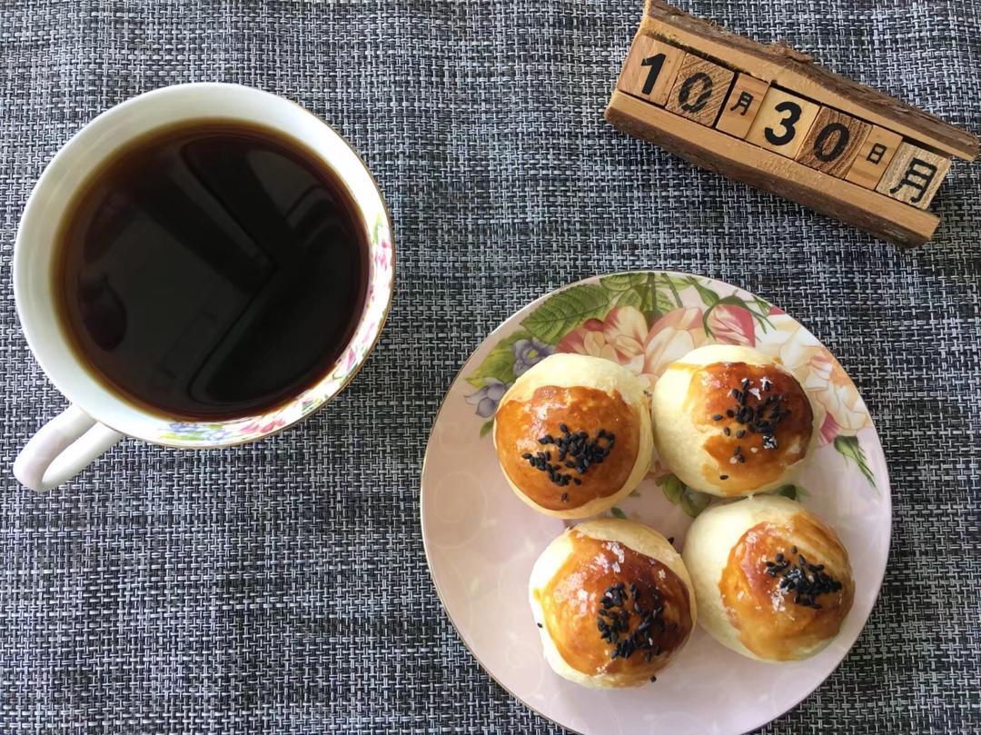 蛋黄酥酥酥（超级奶香黄油版）