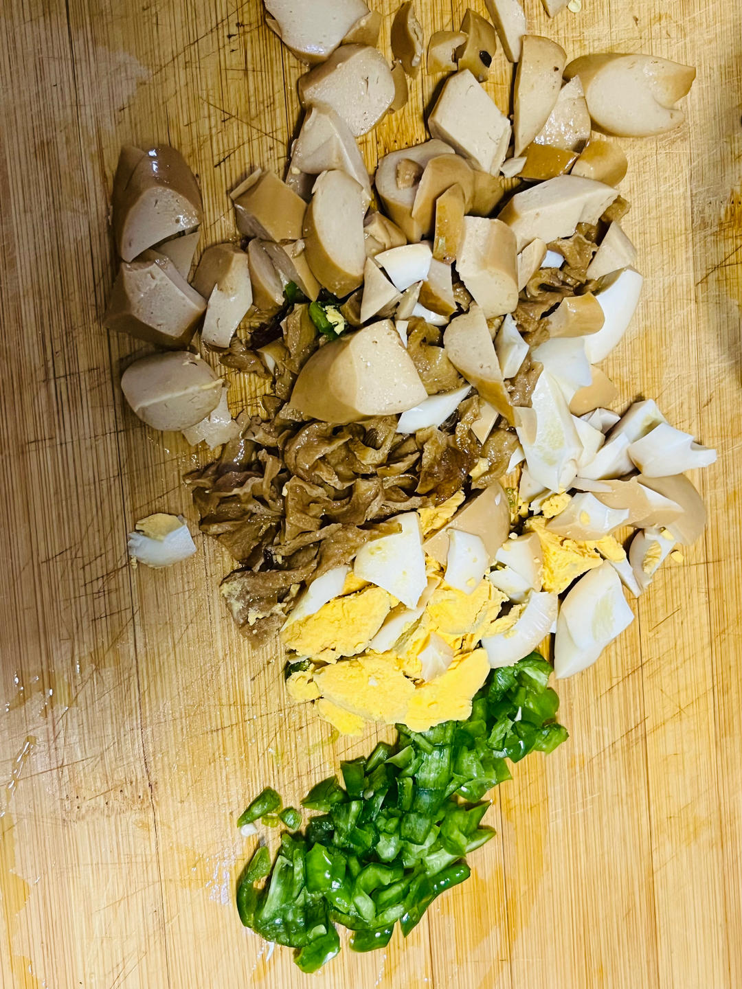 花干鸡蛋夹馍(西安早饭)