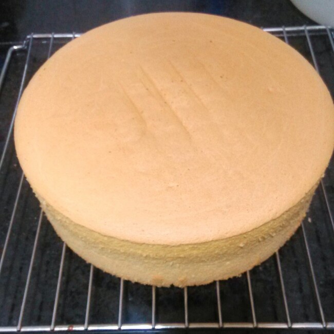 超好记八寸戚风蛋糕（后蛋法）