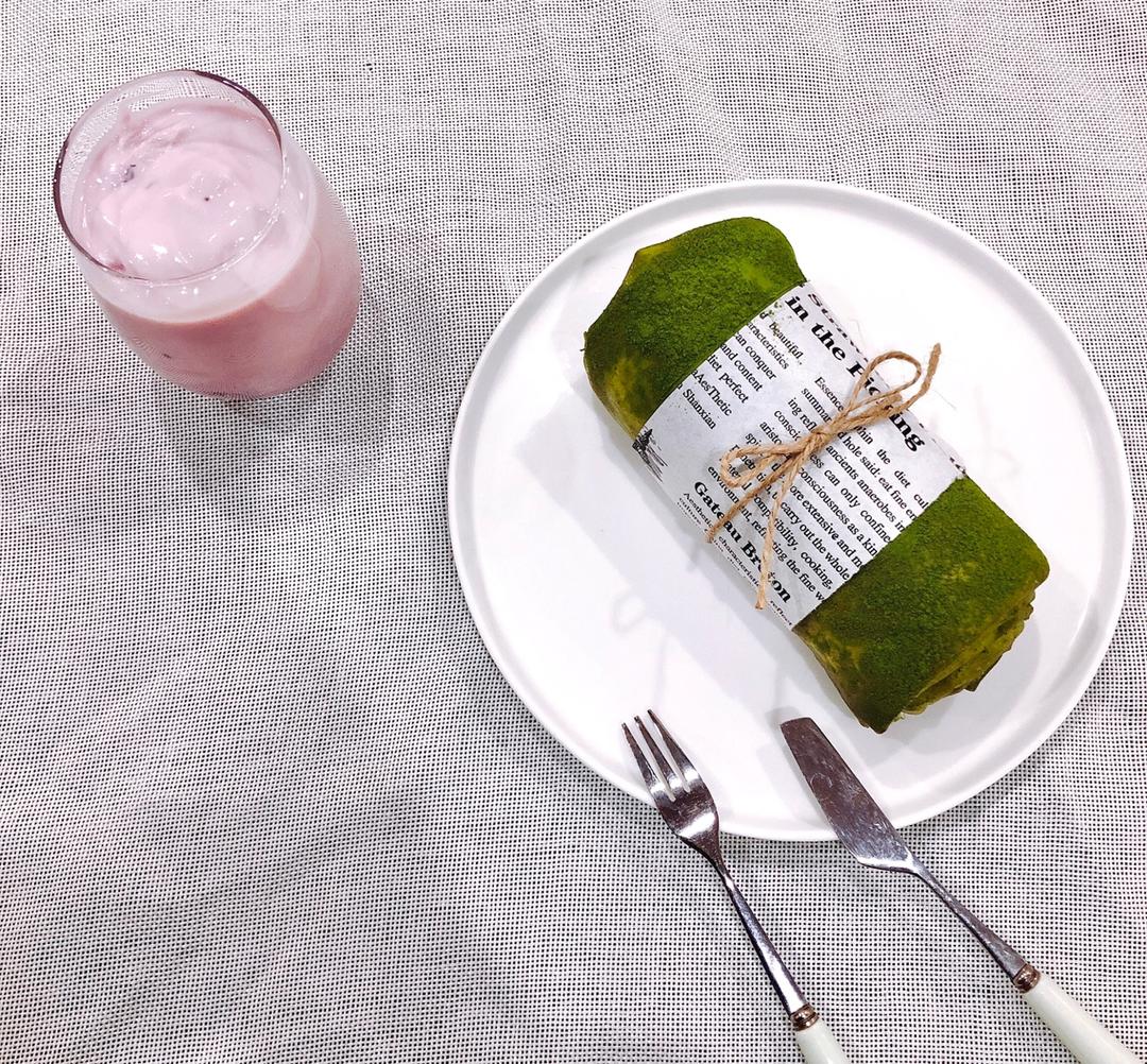 草莓抹茶千层蛋糕