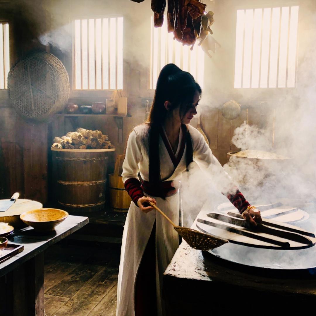 周翡Li