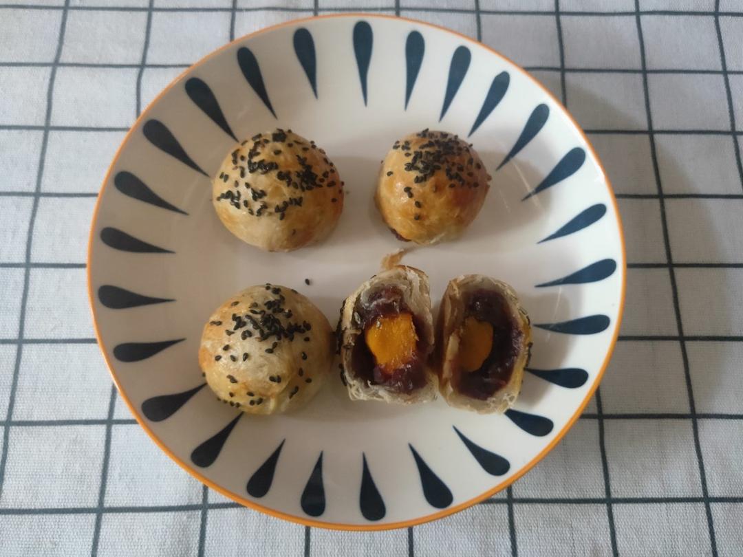 蛋黄酥