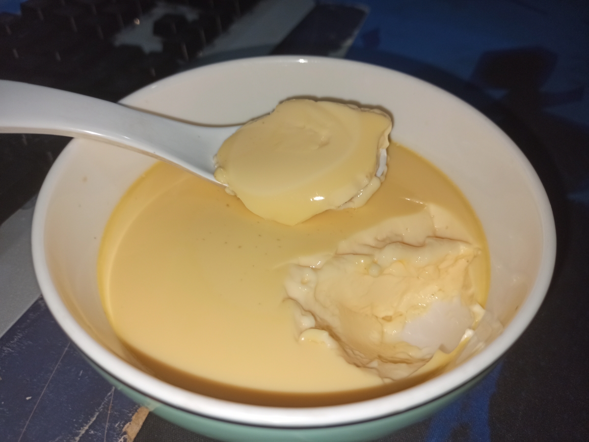 鲜奶炖蛋-超级香滑的夏日甜品