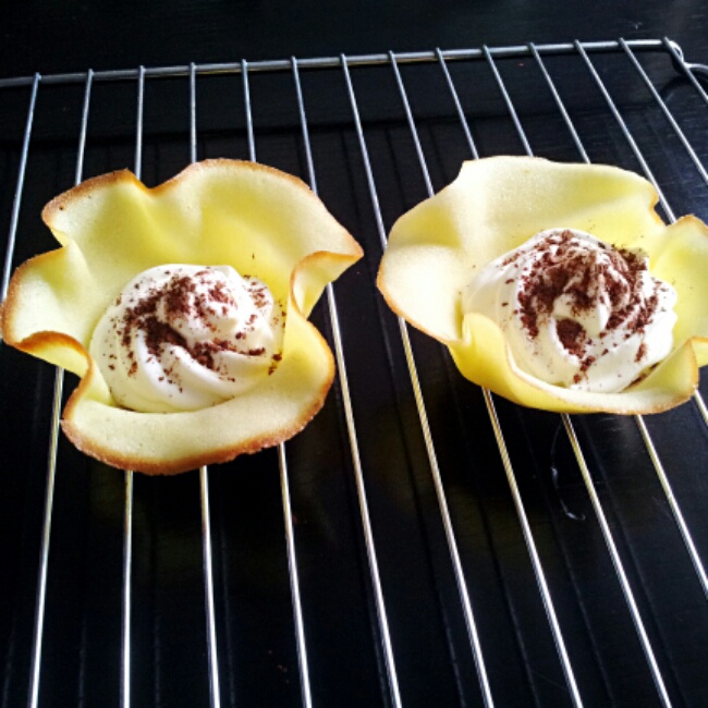 杯状千层酥（盛巧克力慕斯所用）