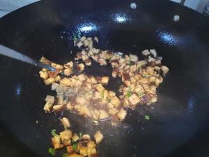 一人食香菇蛋疙瘩汤的做法 步骤2