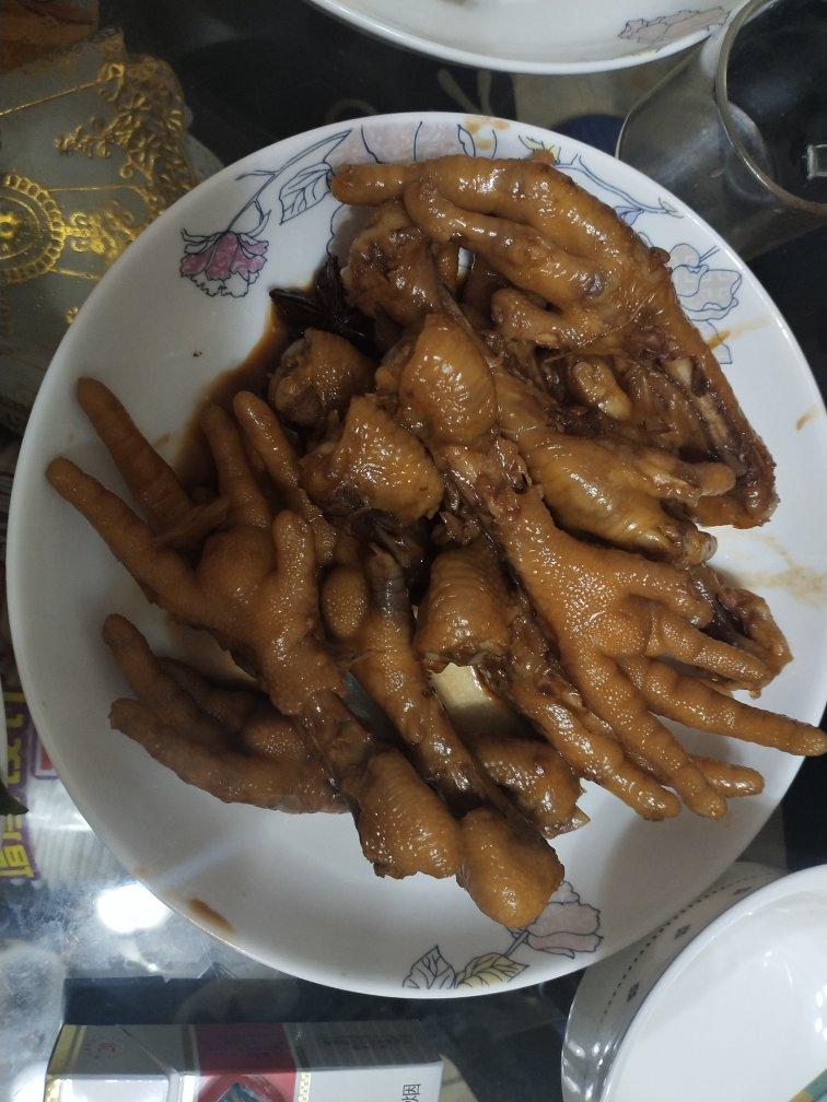 “销魂”卤鸡爪