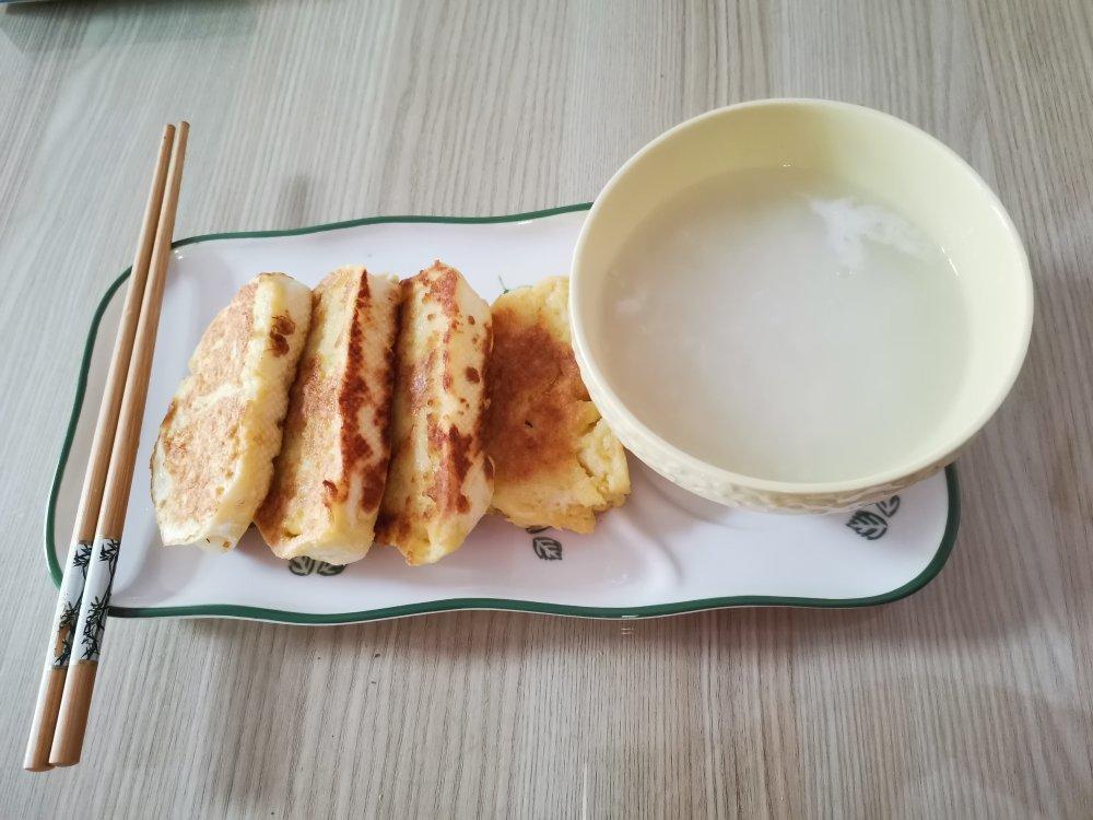 香煎馒头片（剩馒头的花样吃法，简单又好吃）