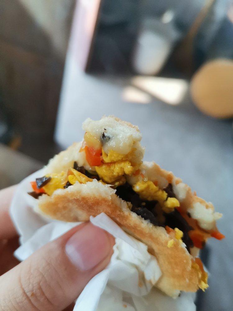 胡萝卜鸡蛋香菇木耳素馅饺子