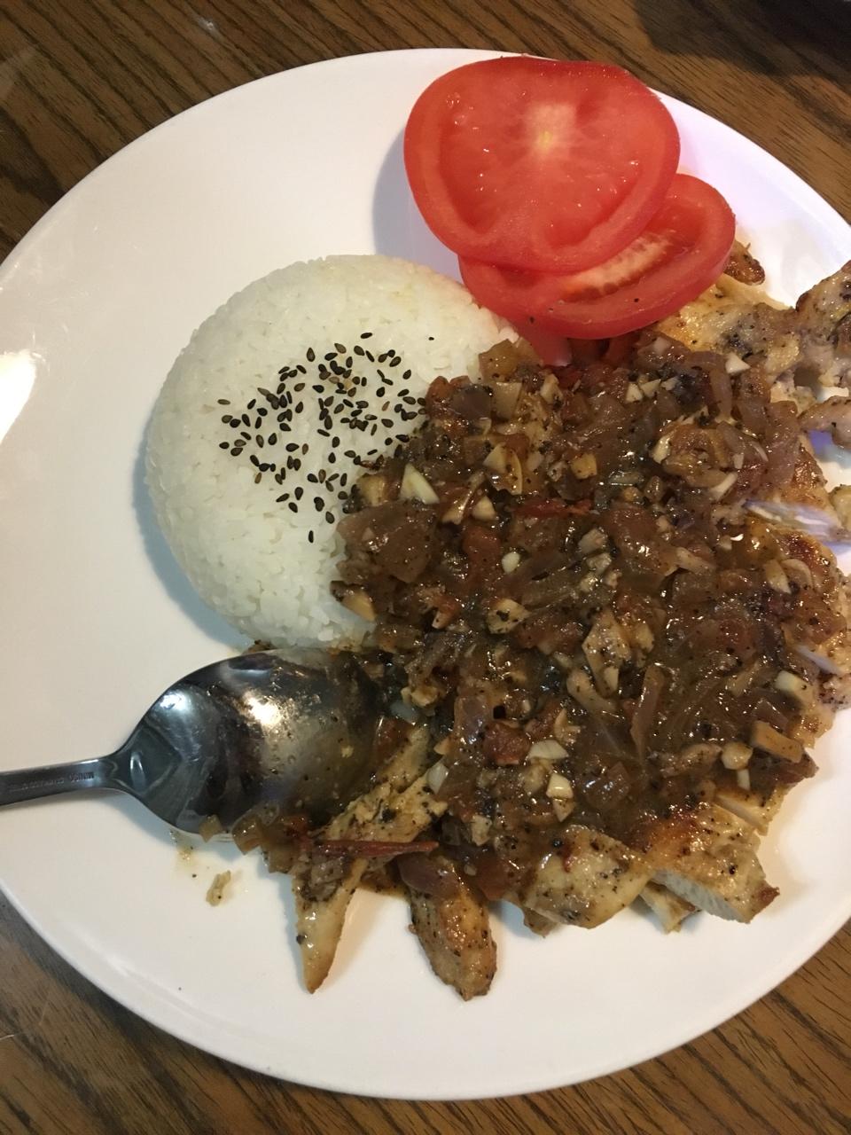 黑椒鸡排饭