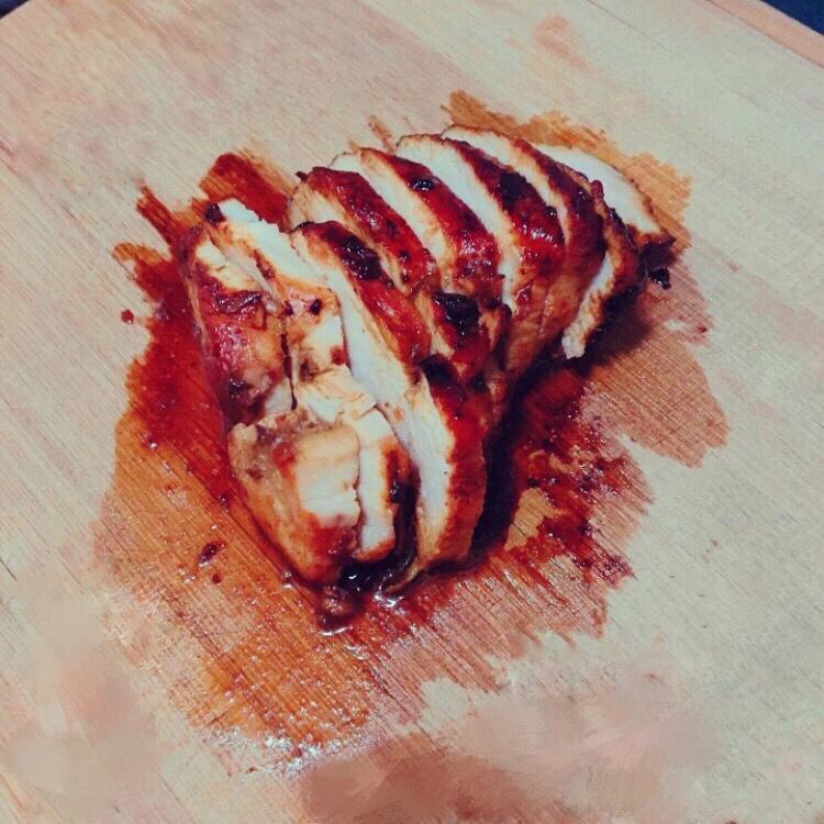 酷炫屌炸天好吃的煎鸡胸肉（香蒜蜂蜜煎鸡胸肉）