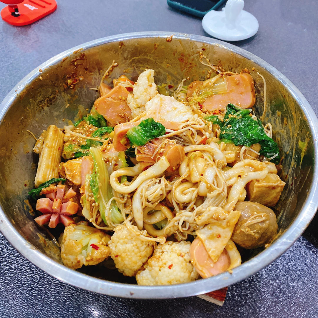 比麻辣烫好吃百倍！自制超过瘾巨解馋麻辣拌