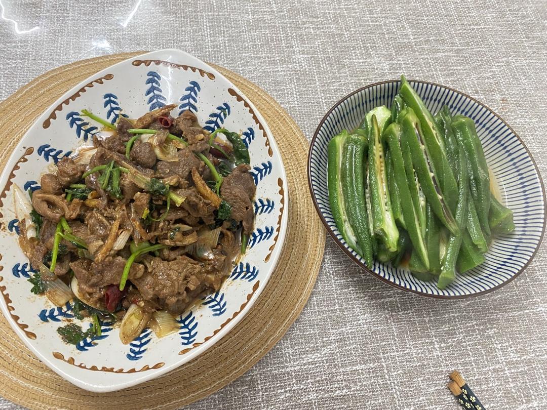 超越羊肉串的孜然爆炒羊肉