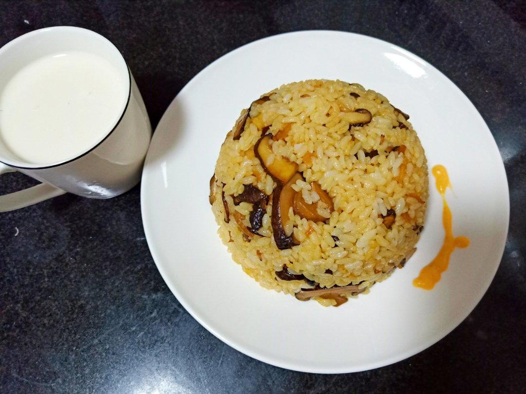 香菇油饭