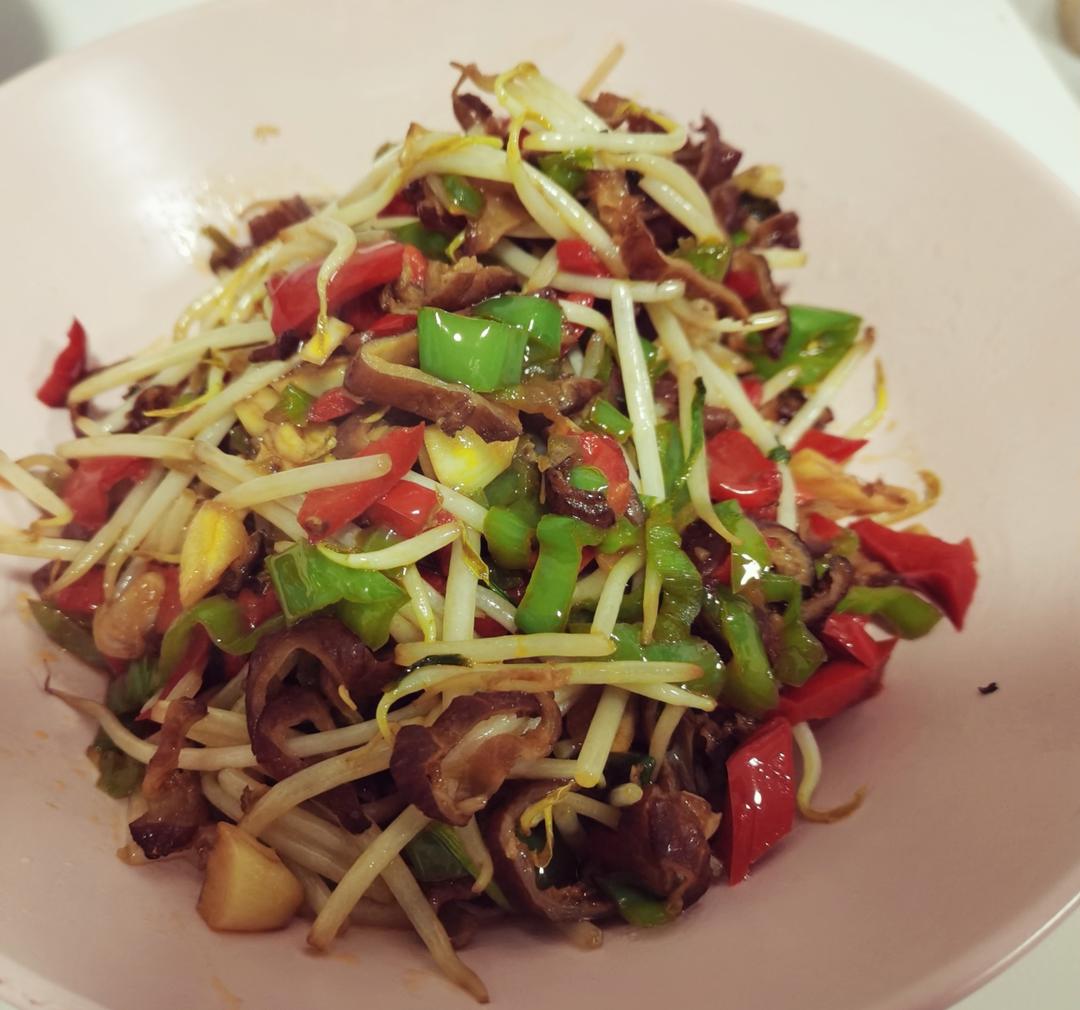 爆香香肠炒青椒