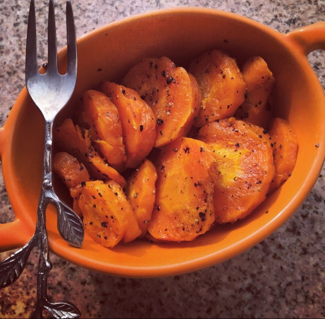 烤胡萝卜沙拉(Red roasted carrots)