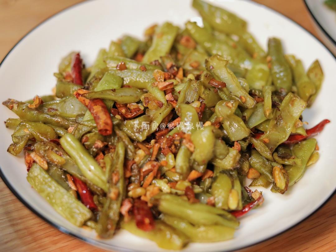 超香的 蒜香 干煸四季豆