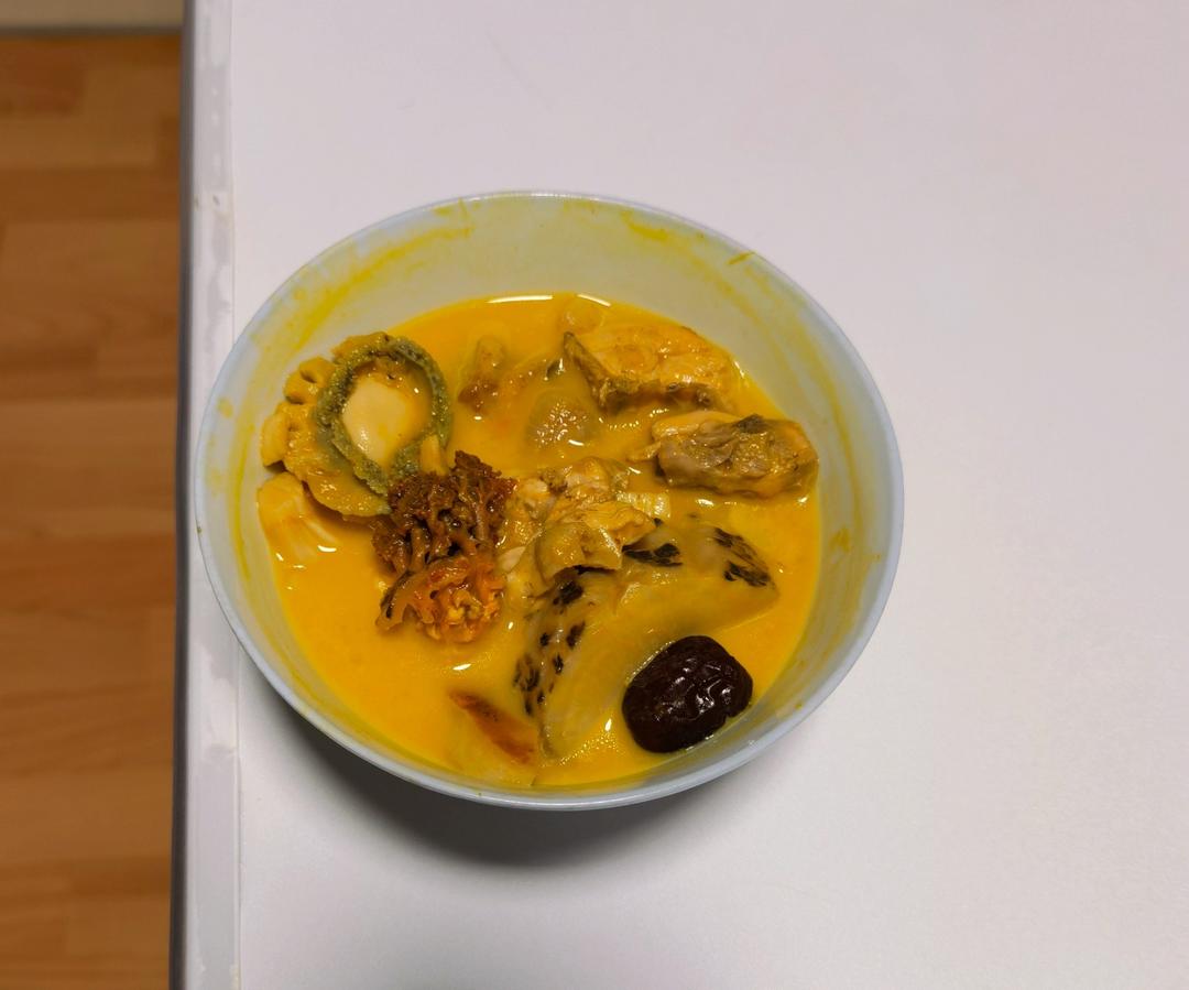家庭版金汤花胶鸡汤