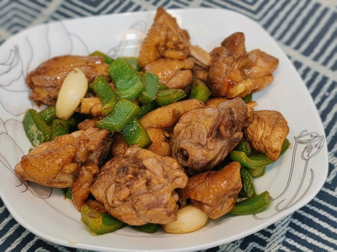 青椒炒鸡块