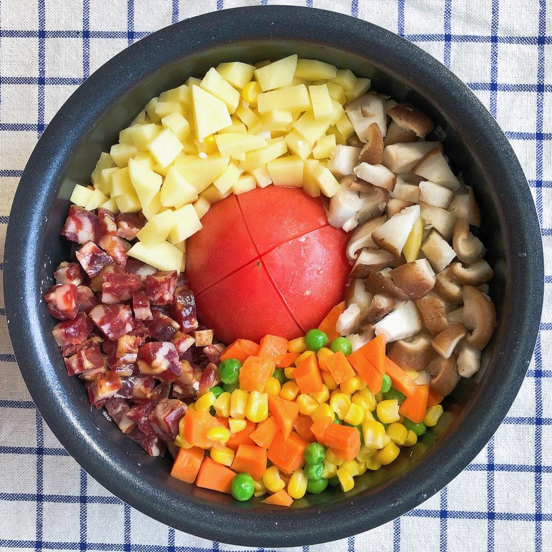 电饭煲豪华耳光番茄饭的做法