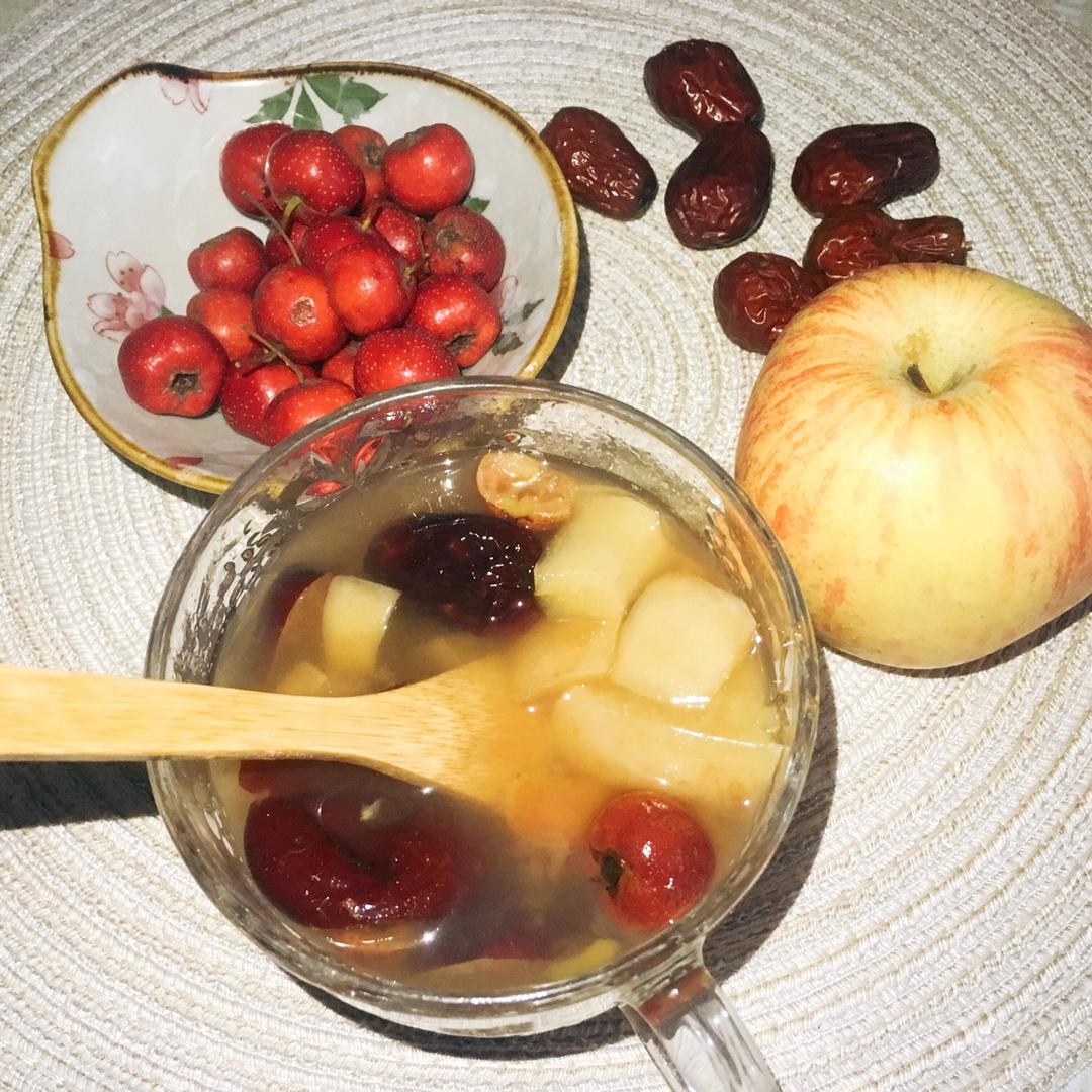 西柚-做的山楂大枣苹果汤