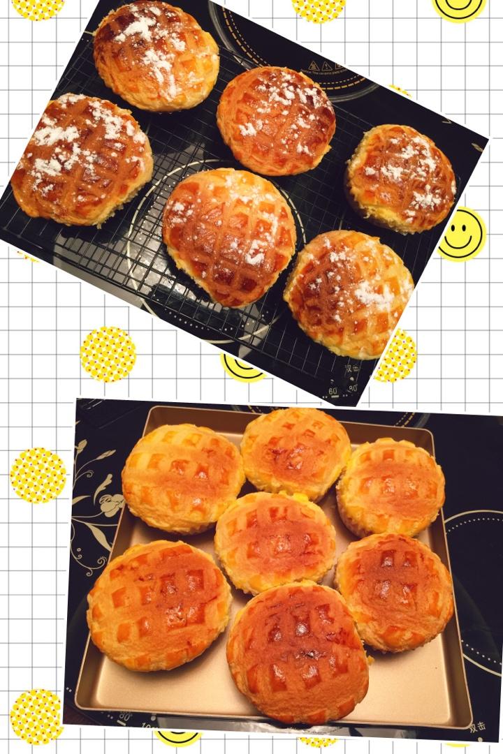 好吃到炸裂的港式菠萝包（附带制作酥皮的小视频）