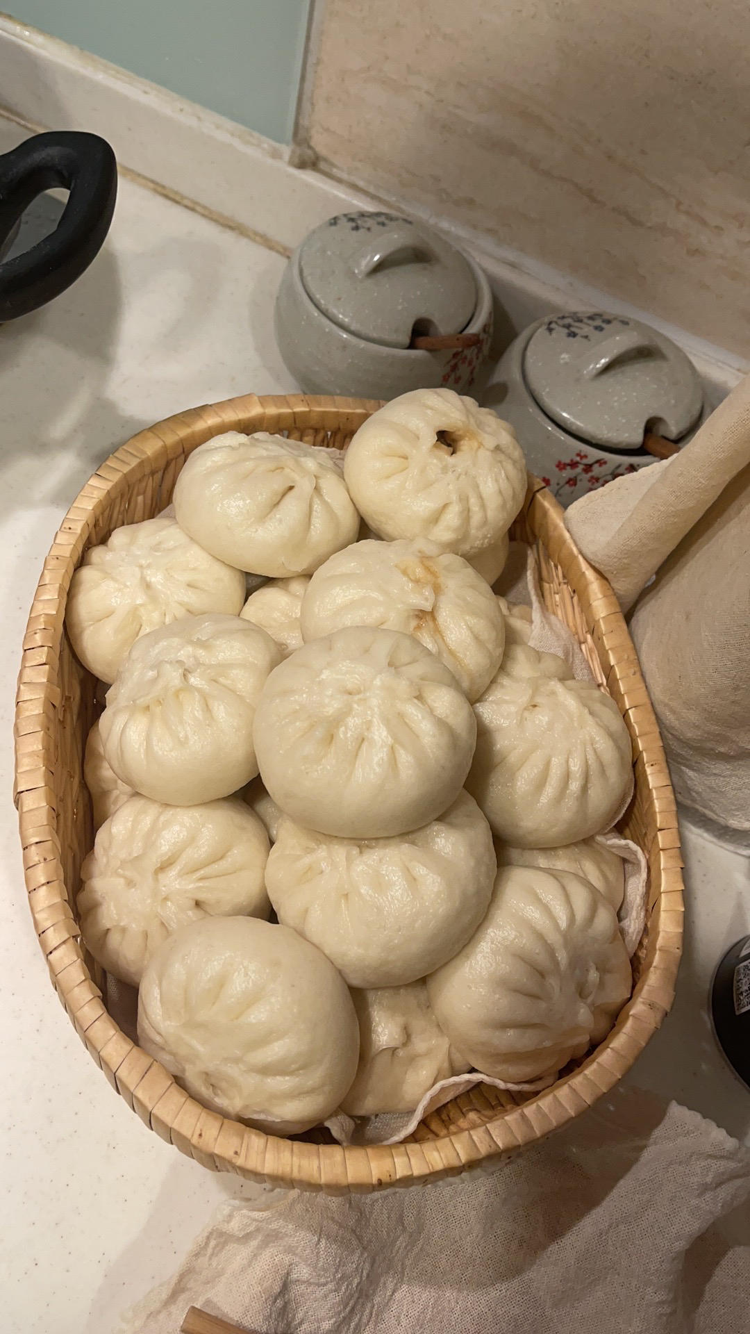 羊肉萝卜全麦包子