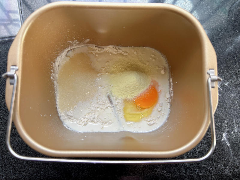 纯奶手撕吐司的做法 步骤1