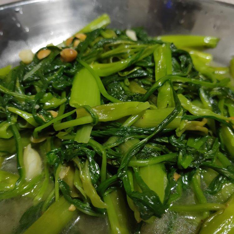 超简单快手的豆酱空心菜