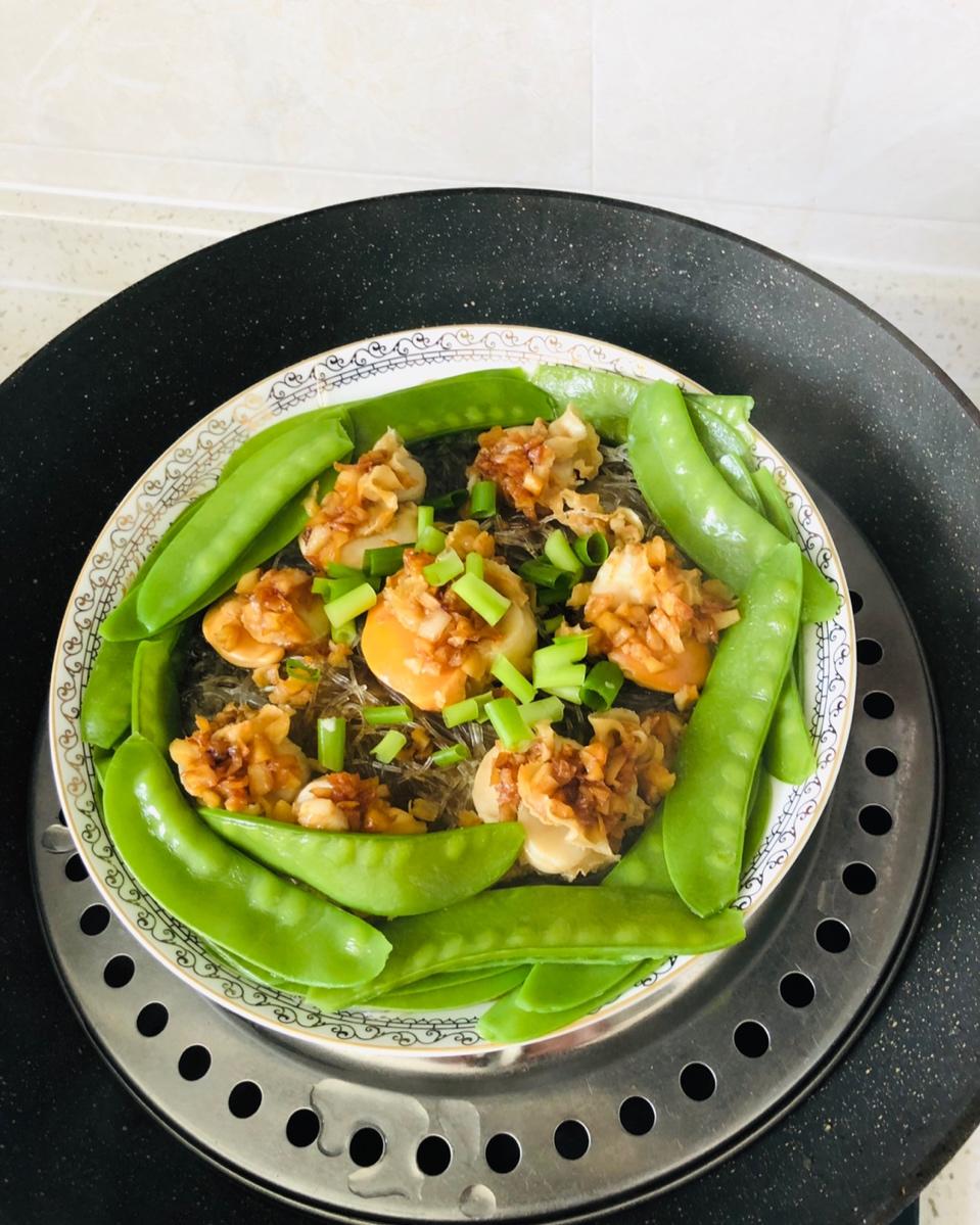 蒜蓉扇贝肉蒸粉丝