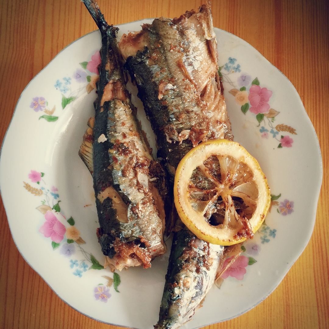 煎秋刀鱼