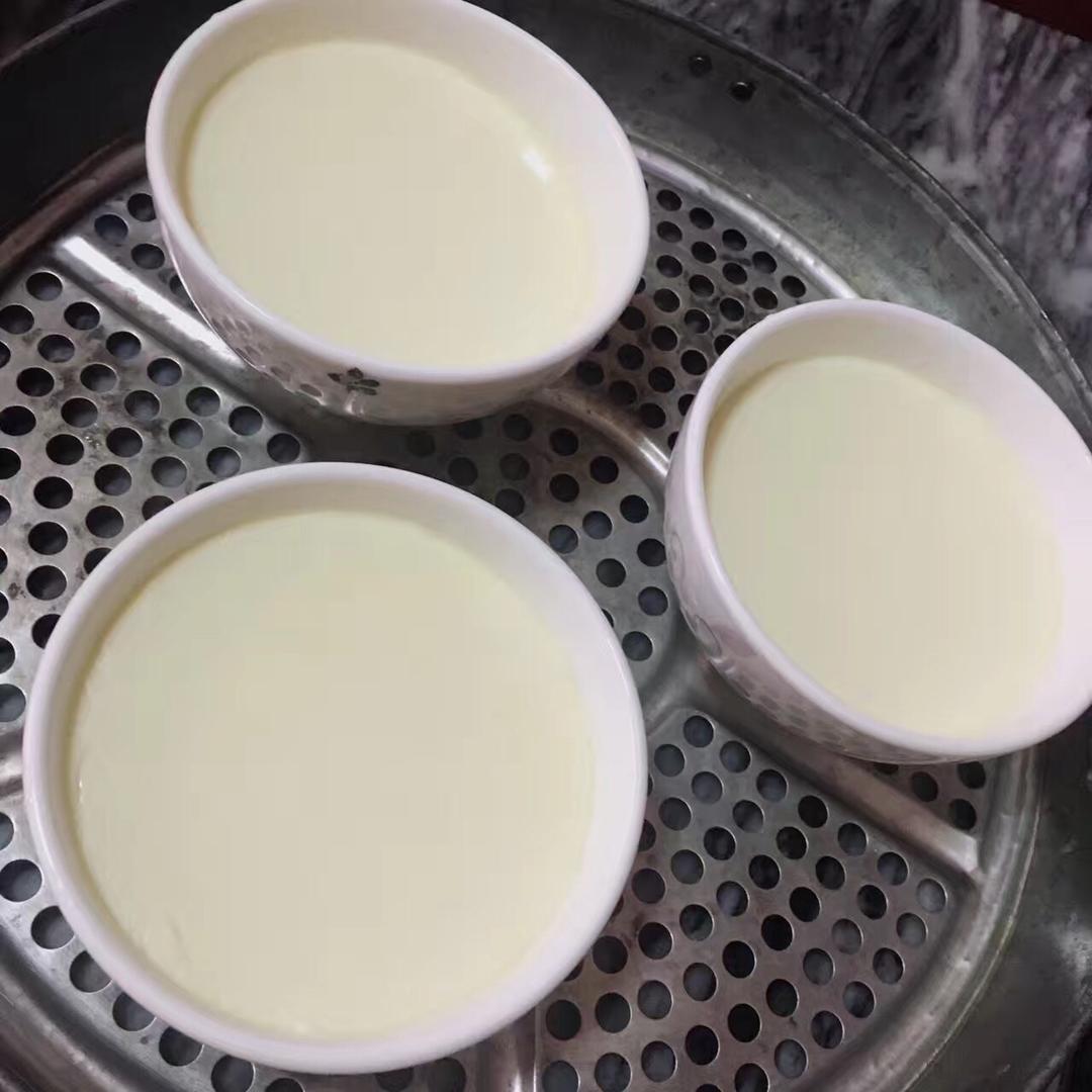 双皮奶（科学方子：淡奶油兑牛奶以假乱真乳脂达到8%的水牛奶，在家轻松做出正宗顺德味儿）