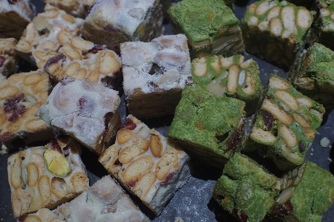 超简单又好吃的雪花酥