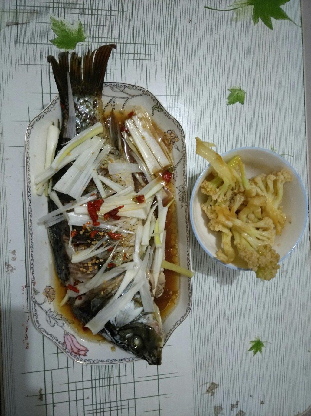 清蒸鲤鱼