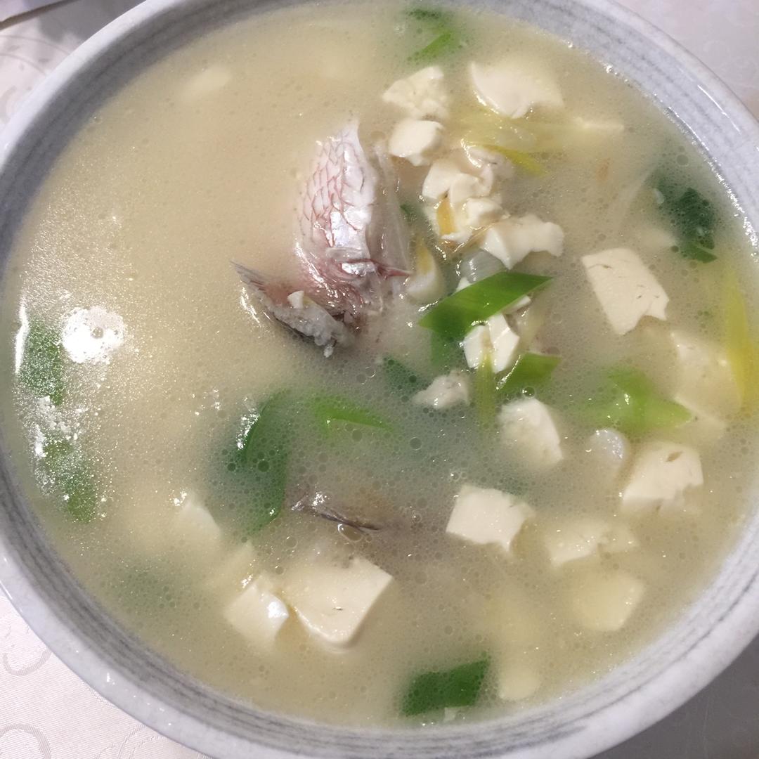 鱼头豆腐煲