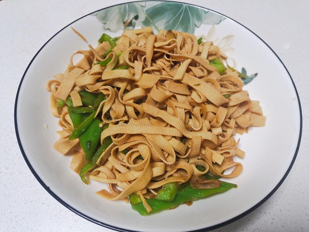 尖椒豆腐皮